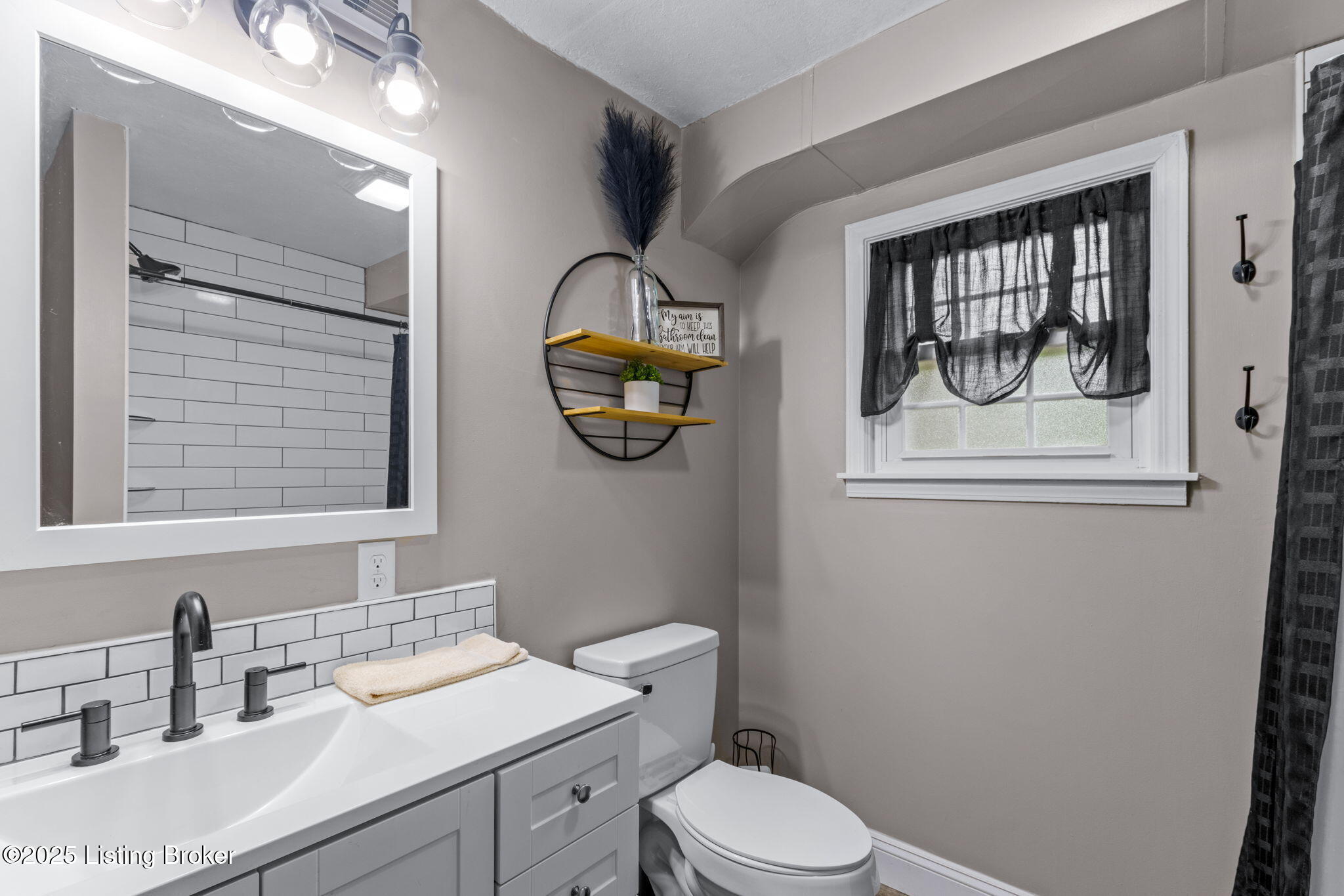 6501 Hollow Tree Road Louisville, KY 40228 - Photo 32 of 42 36-web-or-mls-696A2160