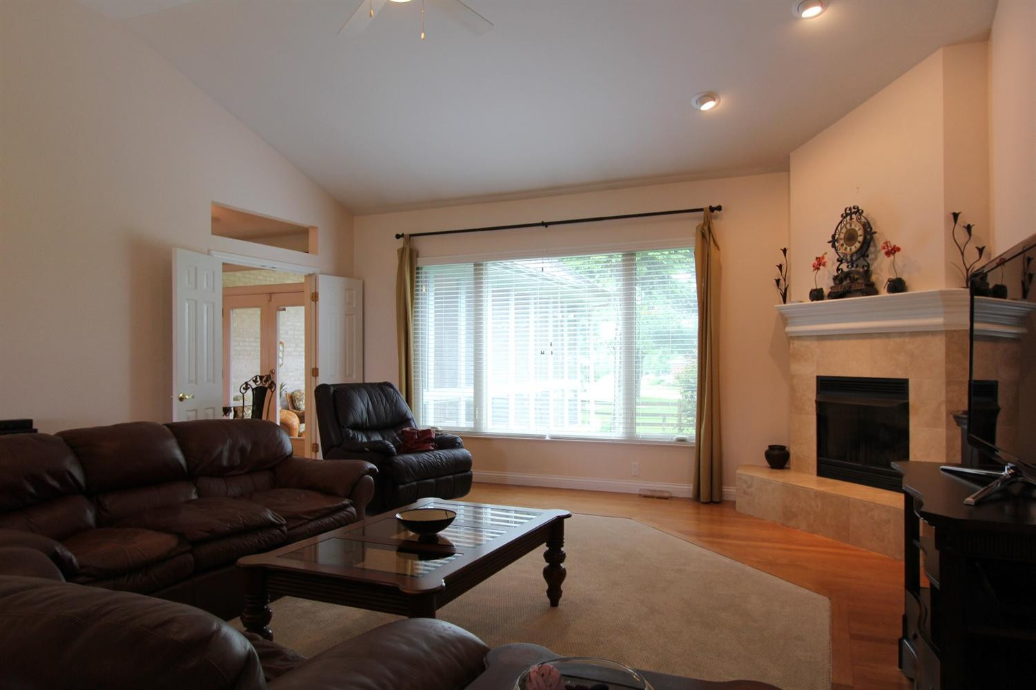 1553 Flintridge Road Florence, KY 41042 - Photo 7 of 27 Gallery Image 7