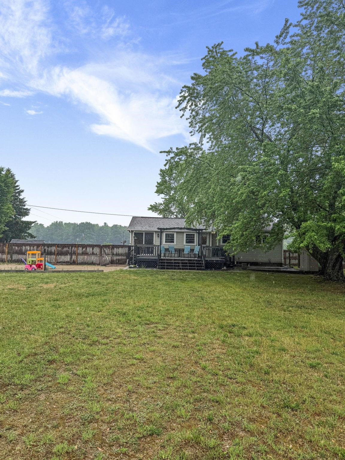 4535 Norton Road Grawn, MI 49637 - Photo 3 of 37