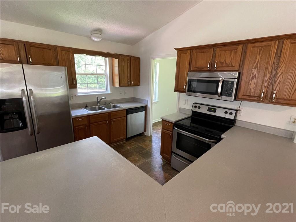 1925 John Moore Road Monroe, NC 28110 - Photo 8 of 22 Gallery Image 8