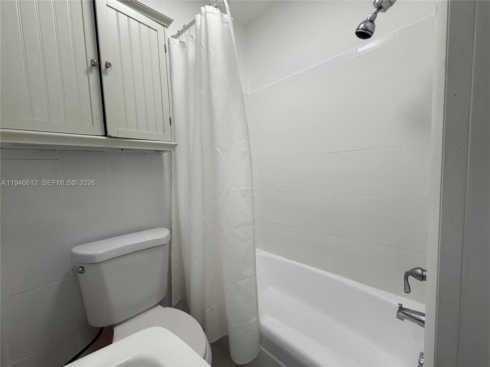 481 East 31st Street, Unit E Hialeah, FL 33013 - Photo 7 of 9