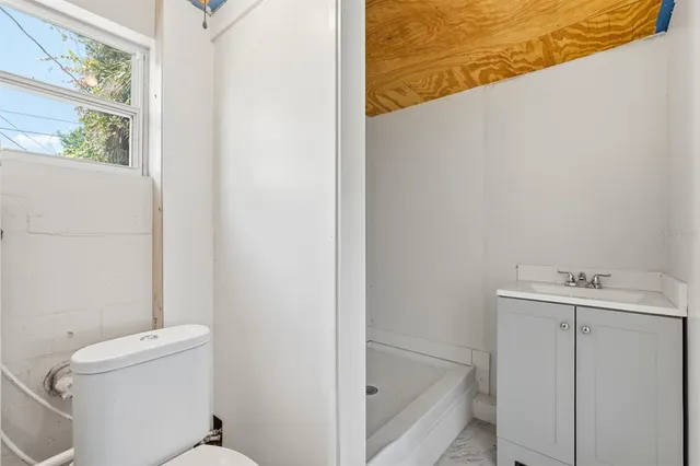 $199,900 | 814 Lewis Drive, Daytona Beach, FL 32117