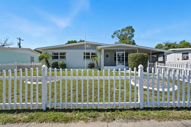 $199,900 | 814 Lewis Drive, Daytona Beach, FL 32117