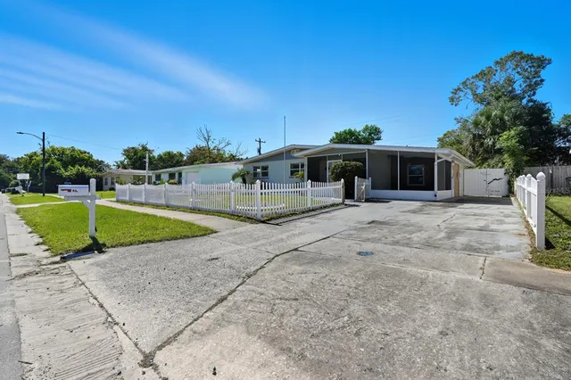 $199,900 | 814 Lewis Drive, Daytona Beach, FL 32117
