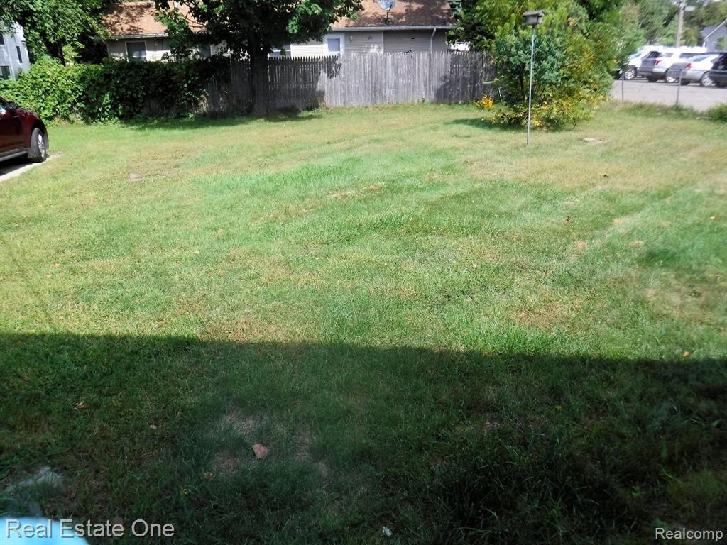 816 East Grand River Road Howell, MI 48843 - Photo 38 of 38