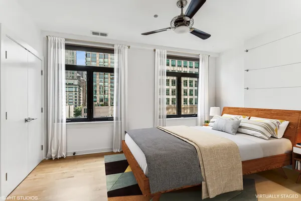 $9,750 | 33 West Huron Street, Unit 810, Chicago, IL 60654