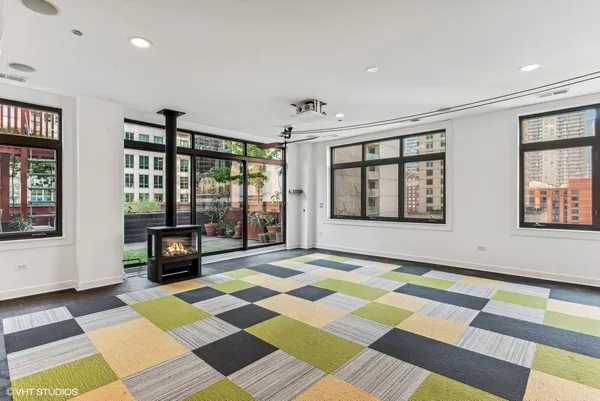 $9,750 | 33 West Huron Street, Unit 810, Chicago, IL 60654
