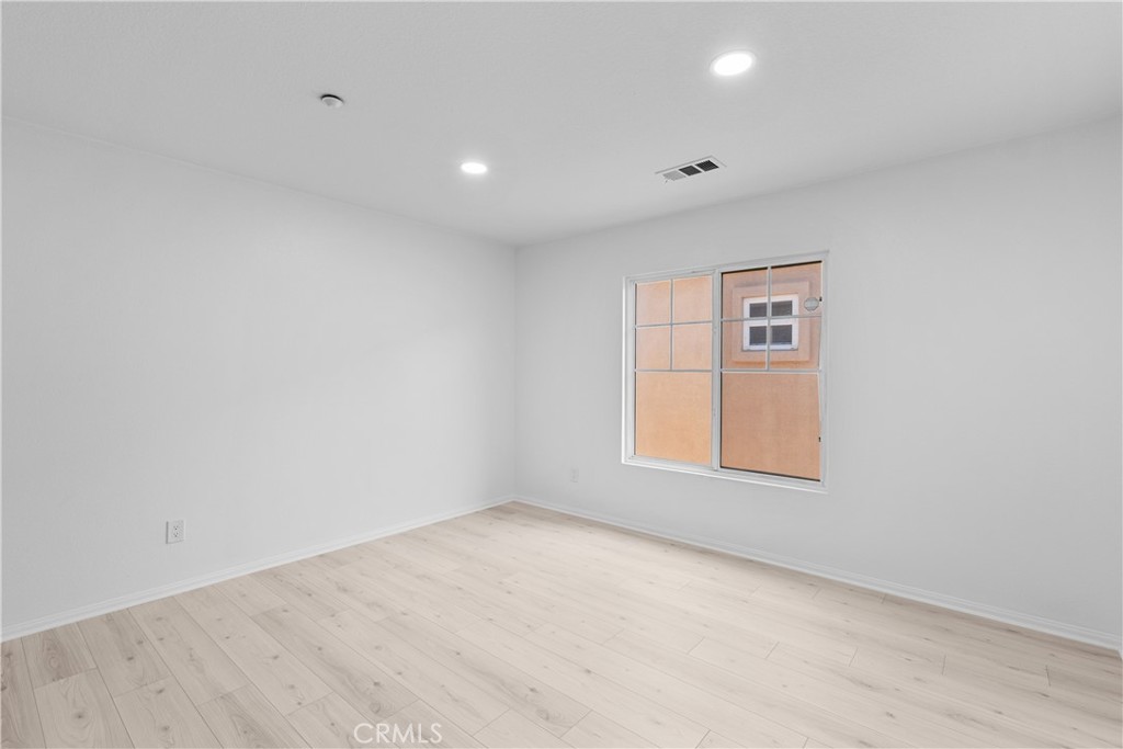 1271 Castledale Street Riverside, CA 92501 - Photo 30 of 54