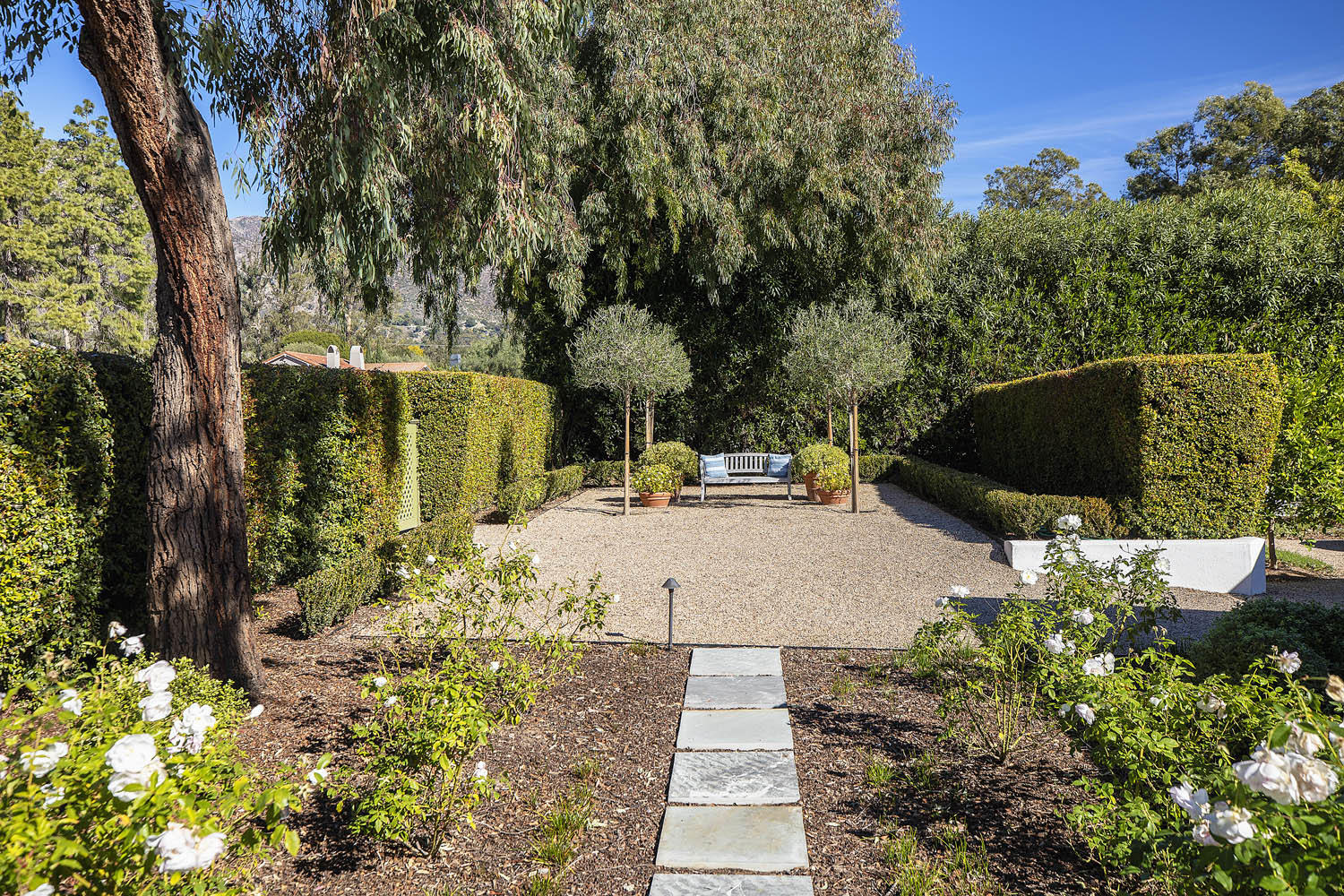 525 Las Fuentes Drive Montecito, CA 93108 - Photo 12 of 20 Grounds
