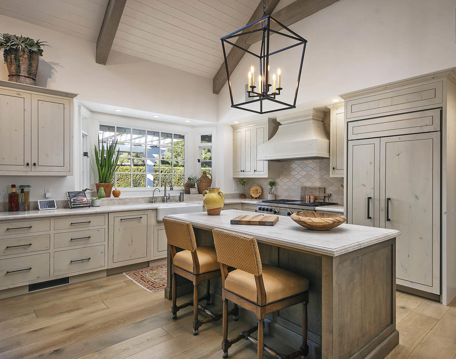 525 Las Fuentes Drive Montecito, CA 93108 - Photo 8 of 20 kitchen