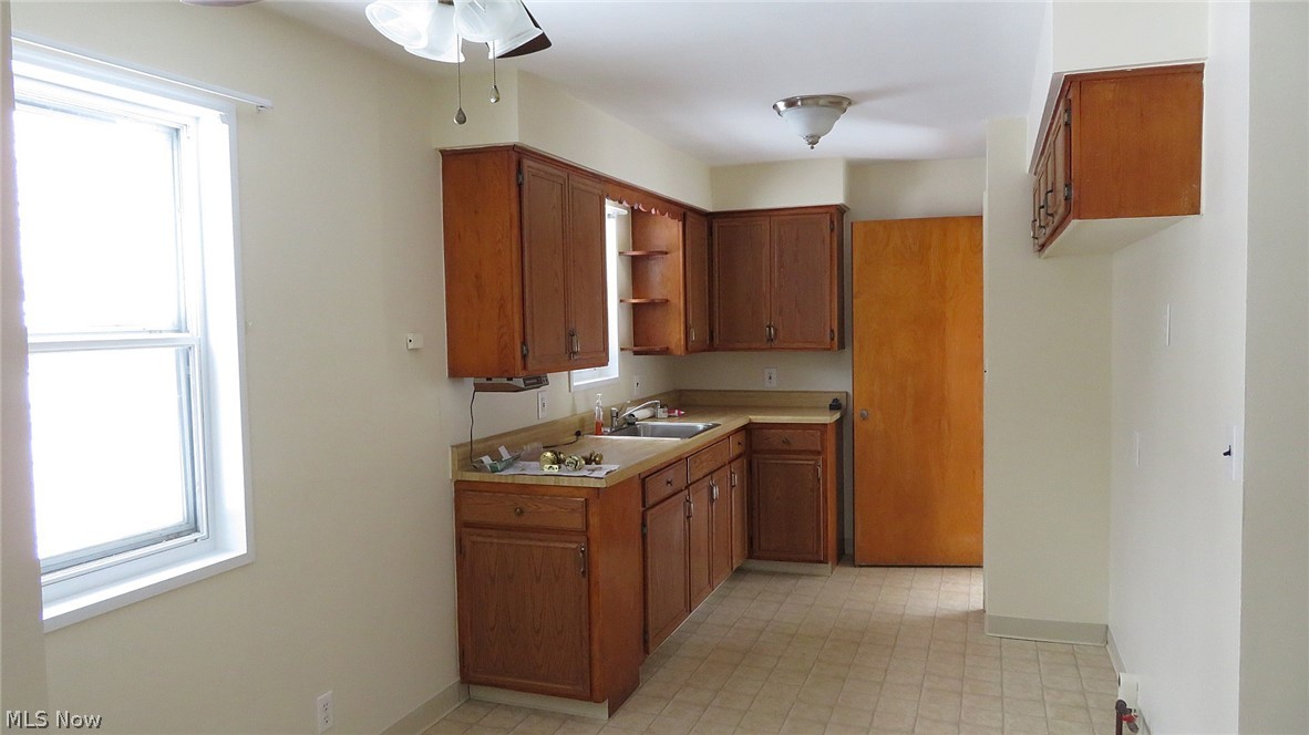 11007 Drake Road North Royalton, OH 44133 - Photo 7 of 13