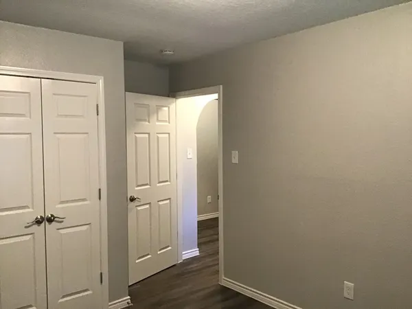 $2,220 | 5010 Chase Mountain Drive, Bacliff, TX 77518