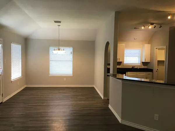 $2,220 | 5010 Chase Mountain Drive, Bacliff, TX 77518