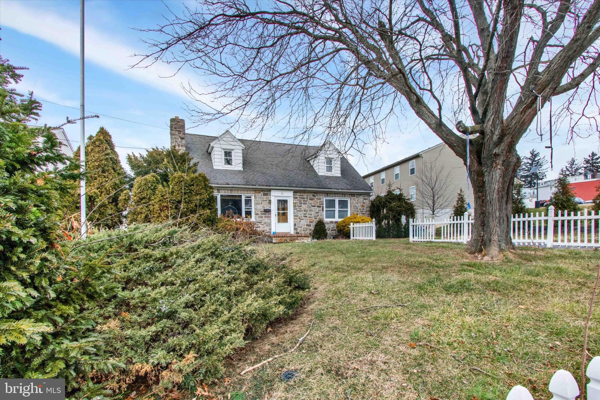 11 Monroe Street Reading, PA 19605 - Photo 2 of 24 Gallery Image 2
