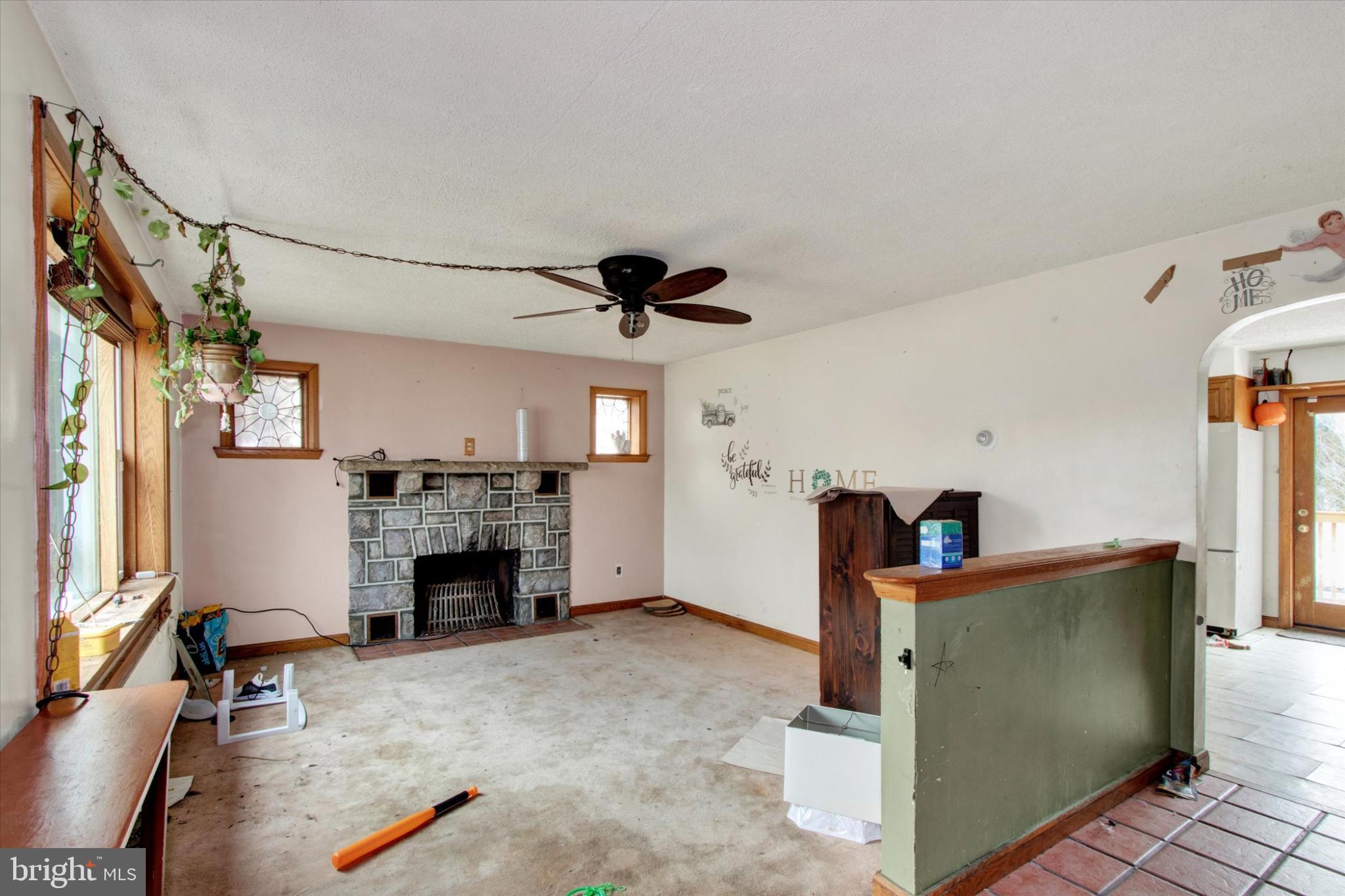 11 Monroe Street Reading, PA 19605 - Photo 5 of 24 Gallery Image 5