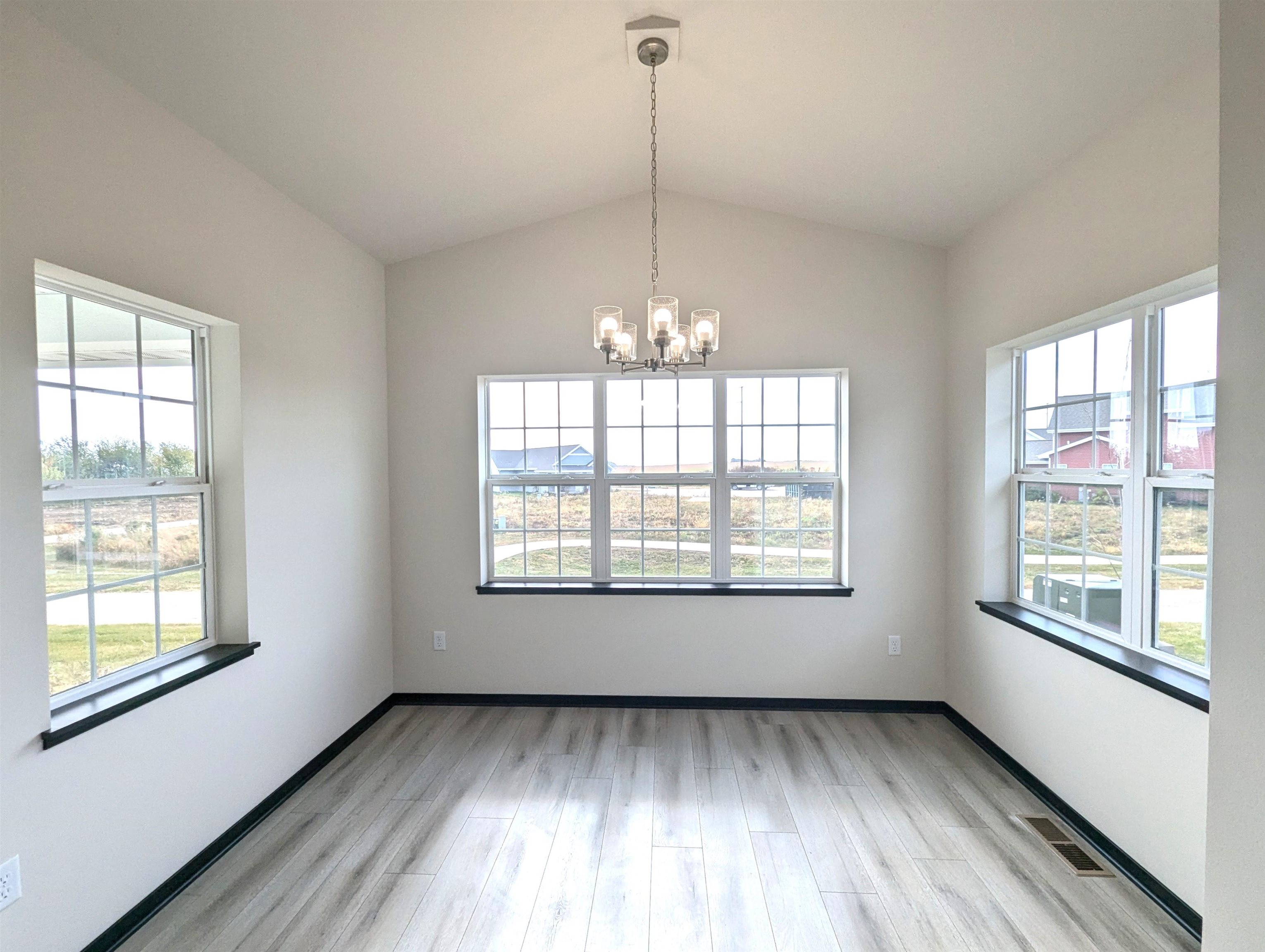 40 Windflower Way Mount Horeb, WI 53572 - Photo 12 of 68