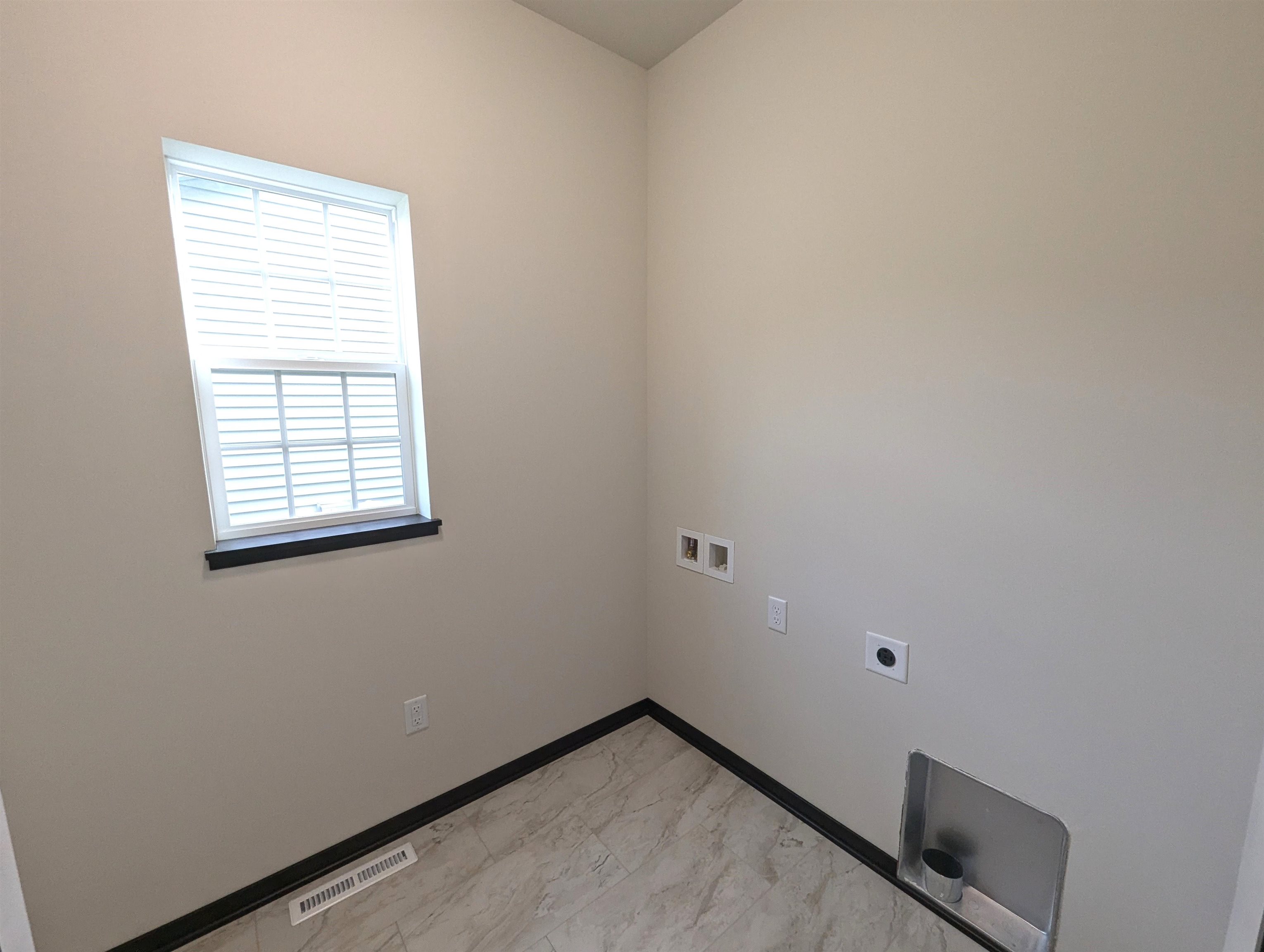 40 Windflower Way Mount Horeb, WI 53572 - Photo 34 of 68