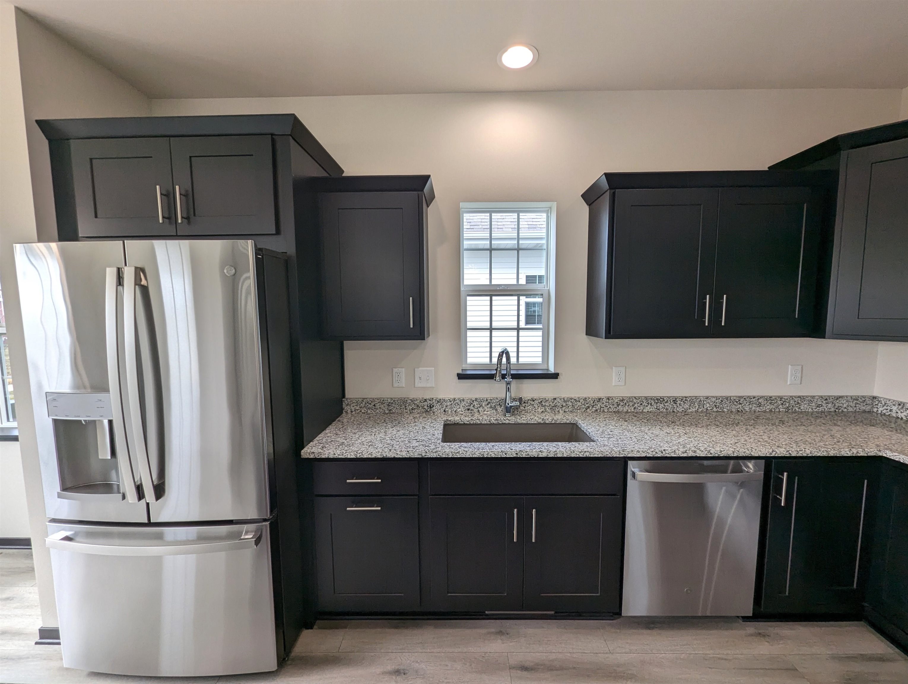 40 Windflower Way Mount Horeb, WI 53572 - Photo 8 of 68