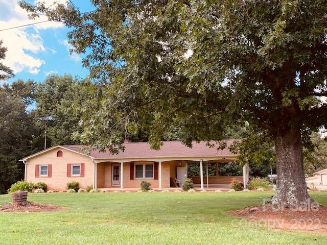 3045 Old Shelby Road Hickory, NC 28602 - Photo 2 of 38