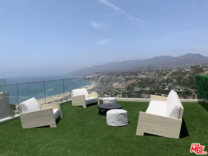 $5,299,000 | 333 North Mt Holyoke Avenue, Pacific Palisades, CA 90272