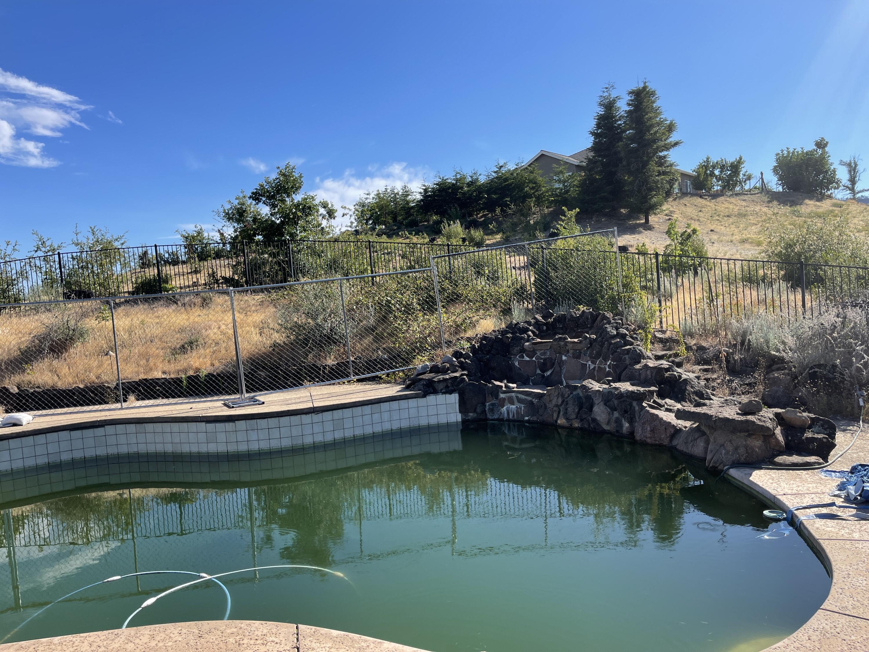 10170 Tilton Mine Road Redding, CA 96001 - Photo 8 of 11 IMG_5783