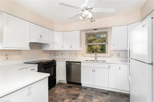 $320,000 | 8313 Knight Village Circle, Stokesdale, NC 27357