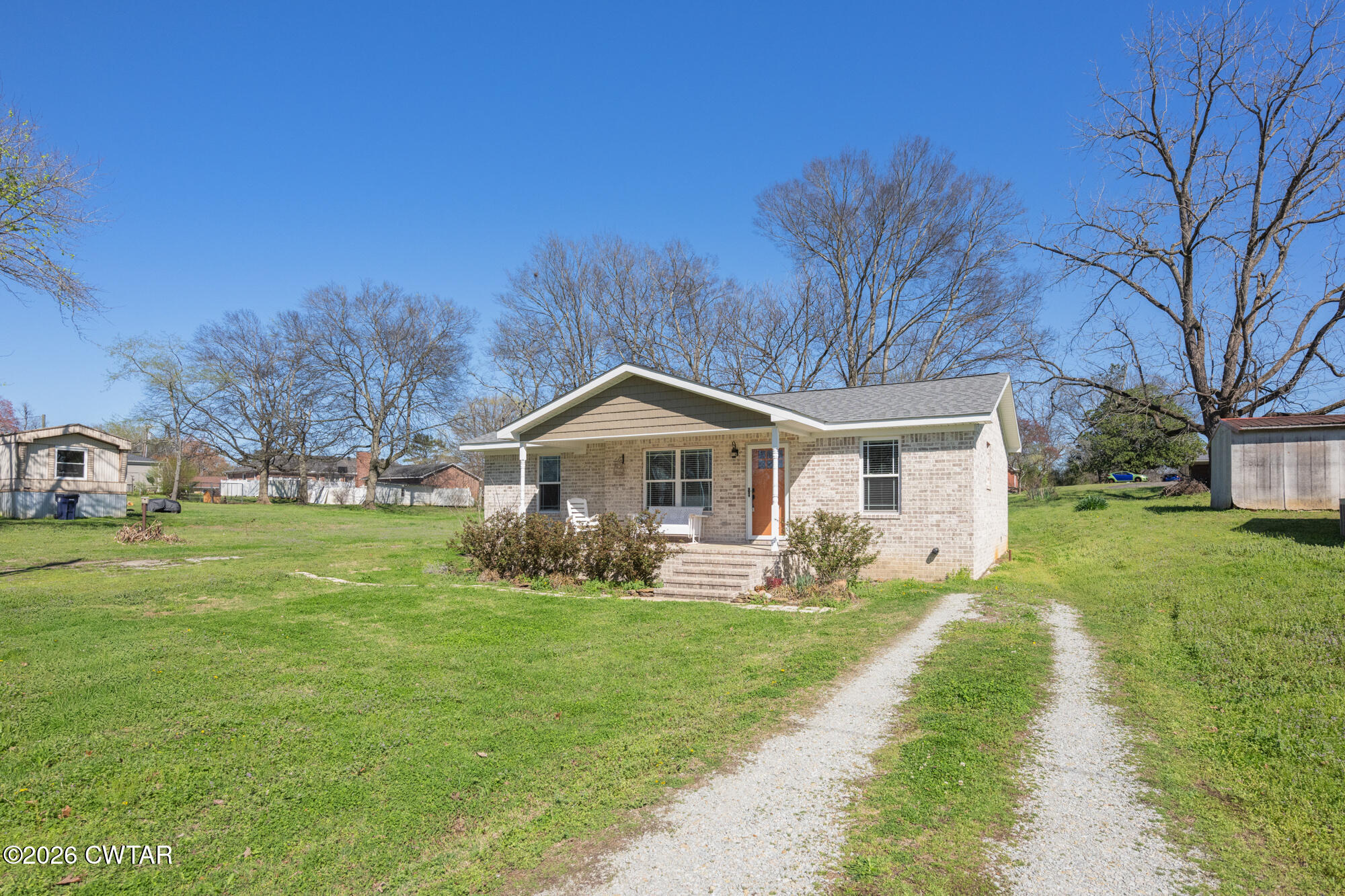 1950 Hinkle Road Sardis, TN 38371 - Photo 3 of 20 NZ9_9745