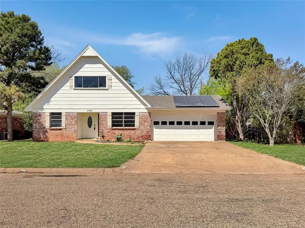 $240,000 | 1918 Marsalis Drive, Abilene, TX 79603