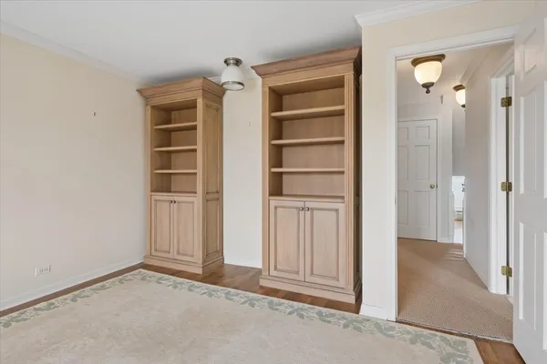 $835,000 | 1500 Sheridan Road, Unit 6H, Wilmette, IL 60091