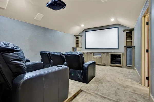 $999,900 | 48 Summit Oaks Circle, Denison, TX 75020
