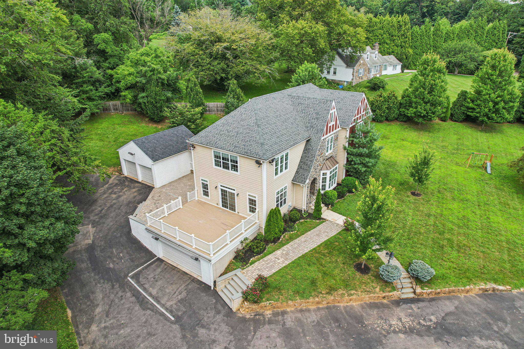 700 South Roberts Road Bryn Mawr, PA 19010 - Photo 39 of 42 an aerial view of a house with a garden