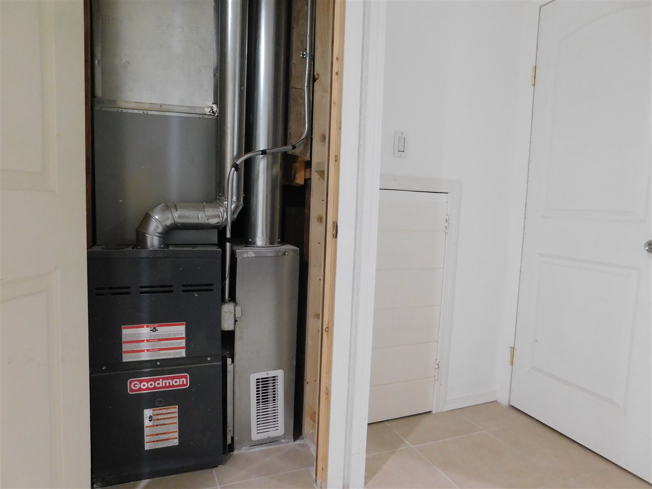 6309 Park Ridge Road Loves Park, IL 61111 - Photo 25 of 26 a close view of water heater room