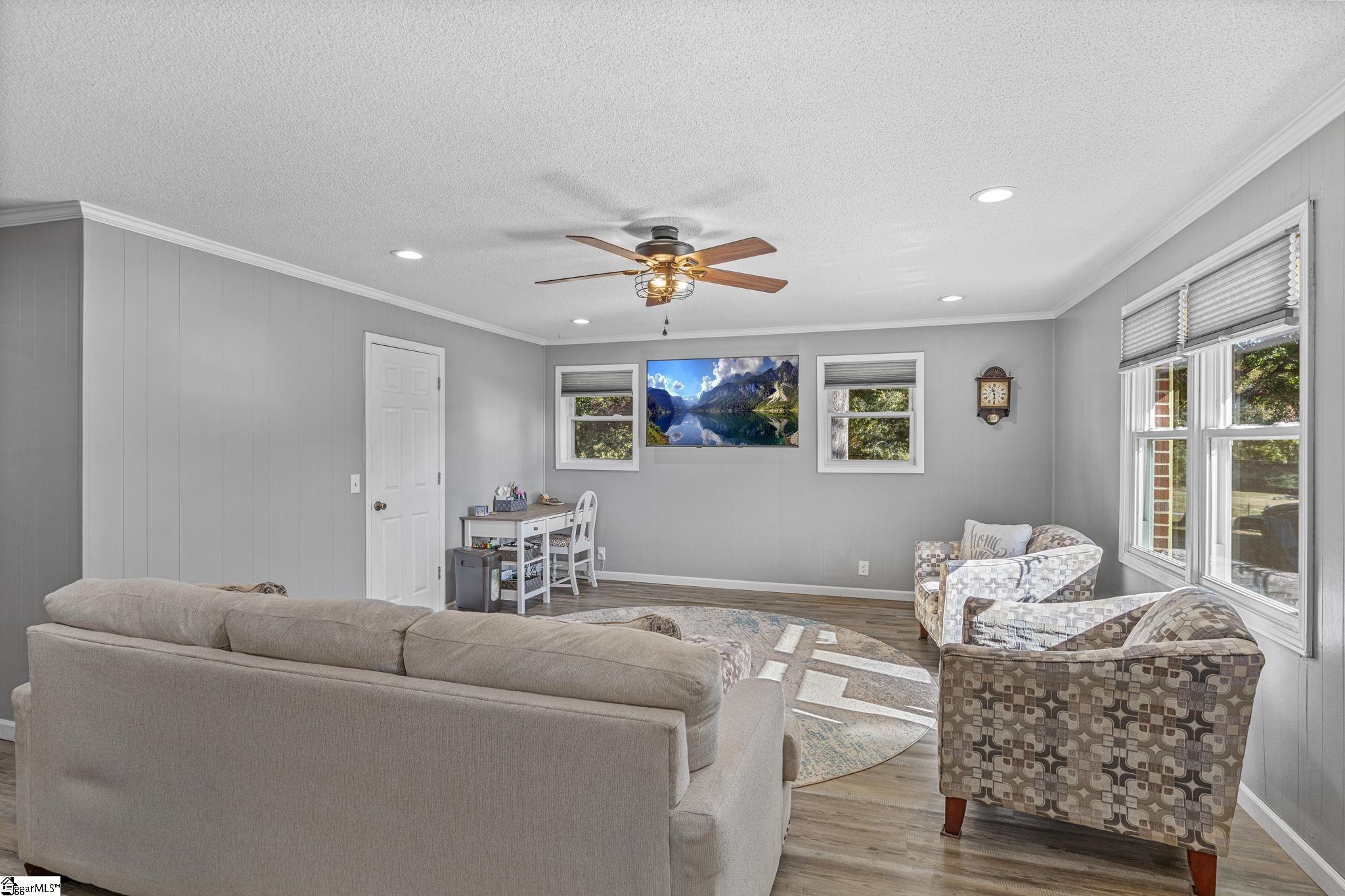 232 Strawberry Road Anderson, SC 29626 - Photo 18 of 40