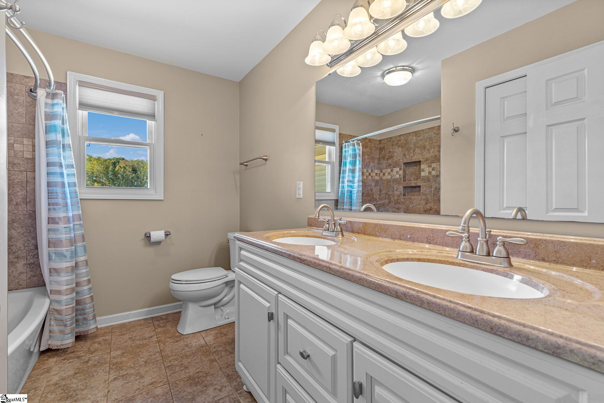 232 Strawberry Road Anderson, SC 29626 - Photo 29 of 40