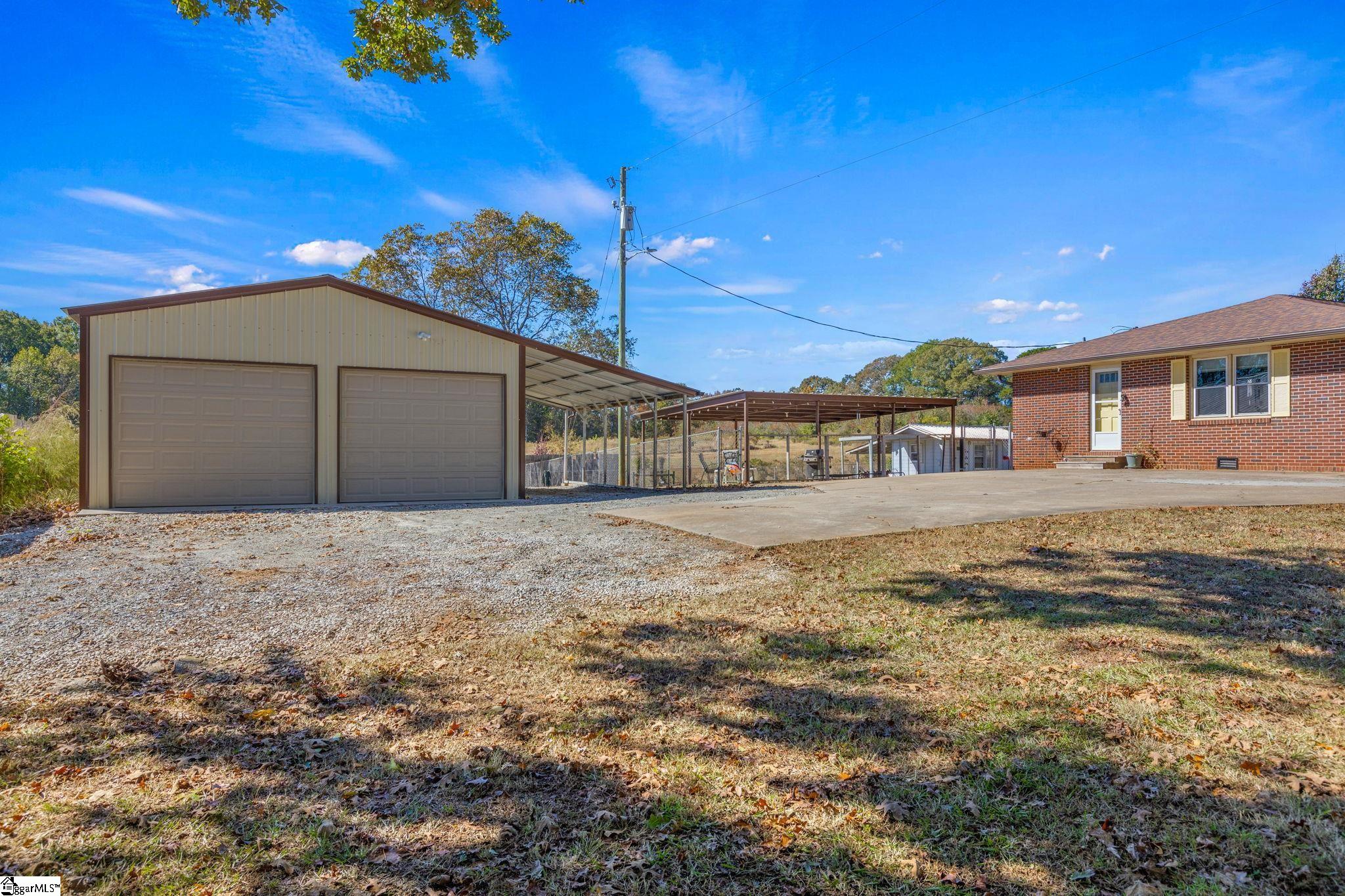 232 Strawberry Road Anderson, SC 29626 - Photo 37 of 40