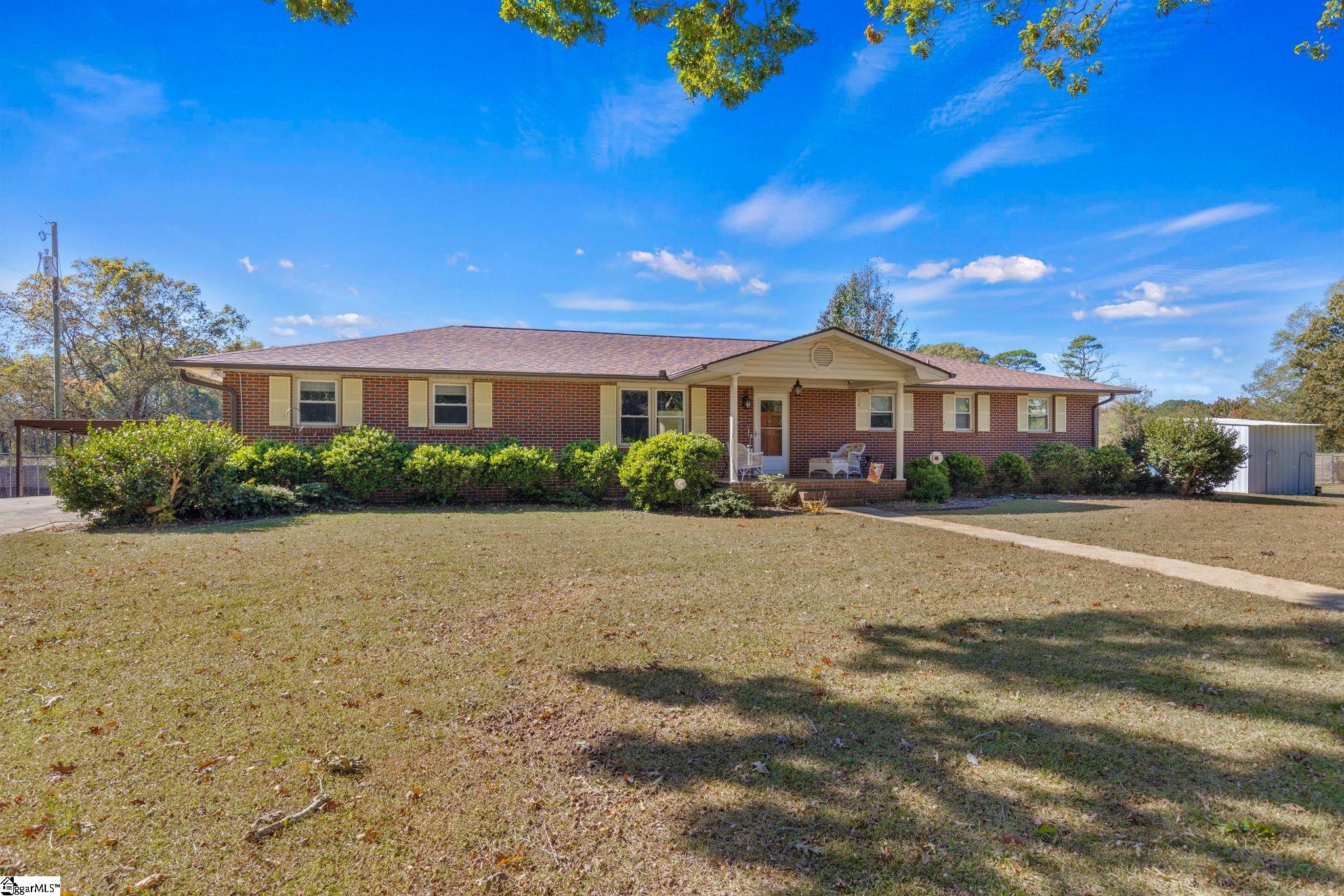 232 Strawberry Road Anderson, SC 29626 - Photo 4 of 40