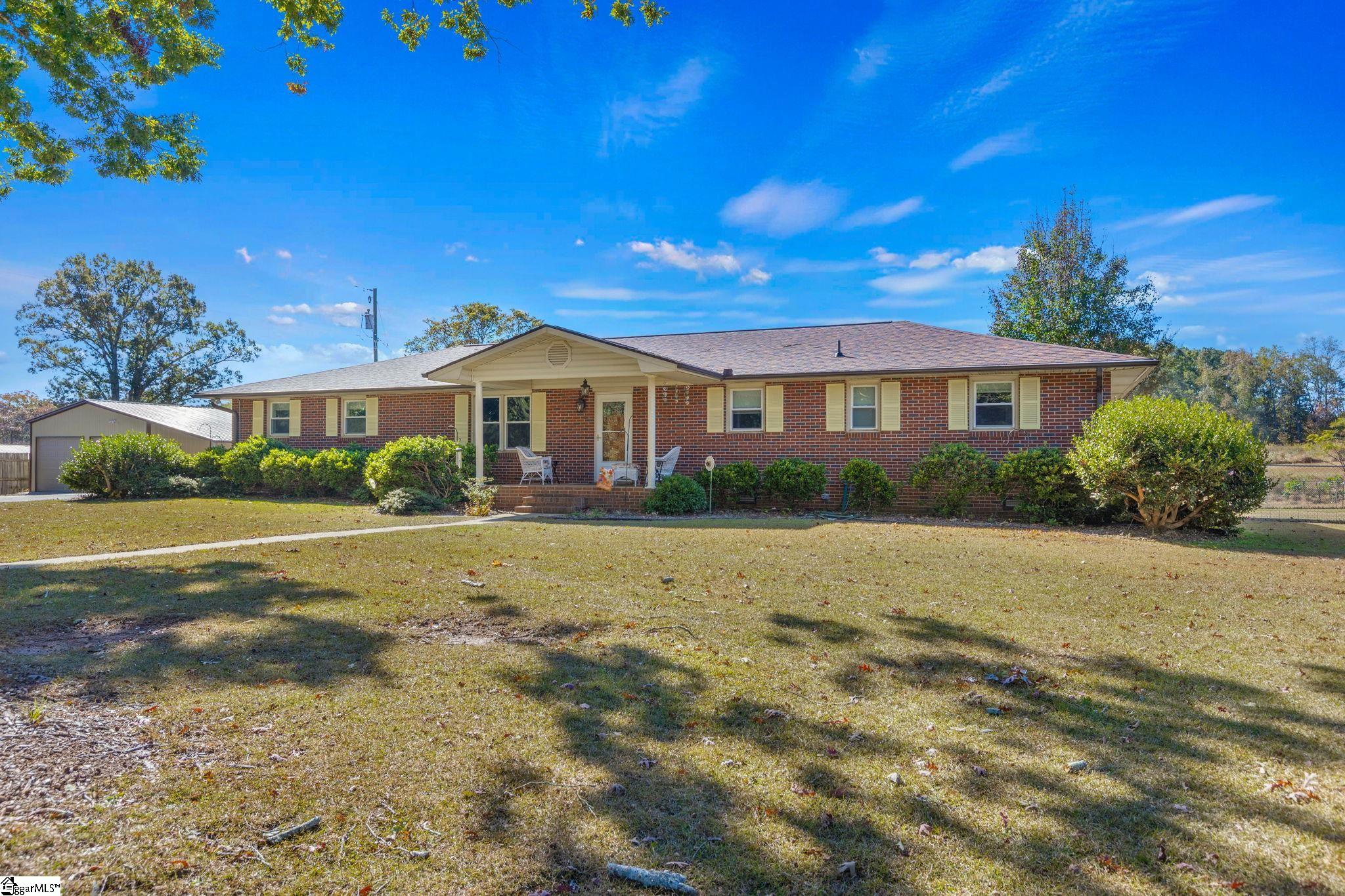 232 Strawberry Road Anderson, SC 29626 - Photo 5 of 40