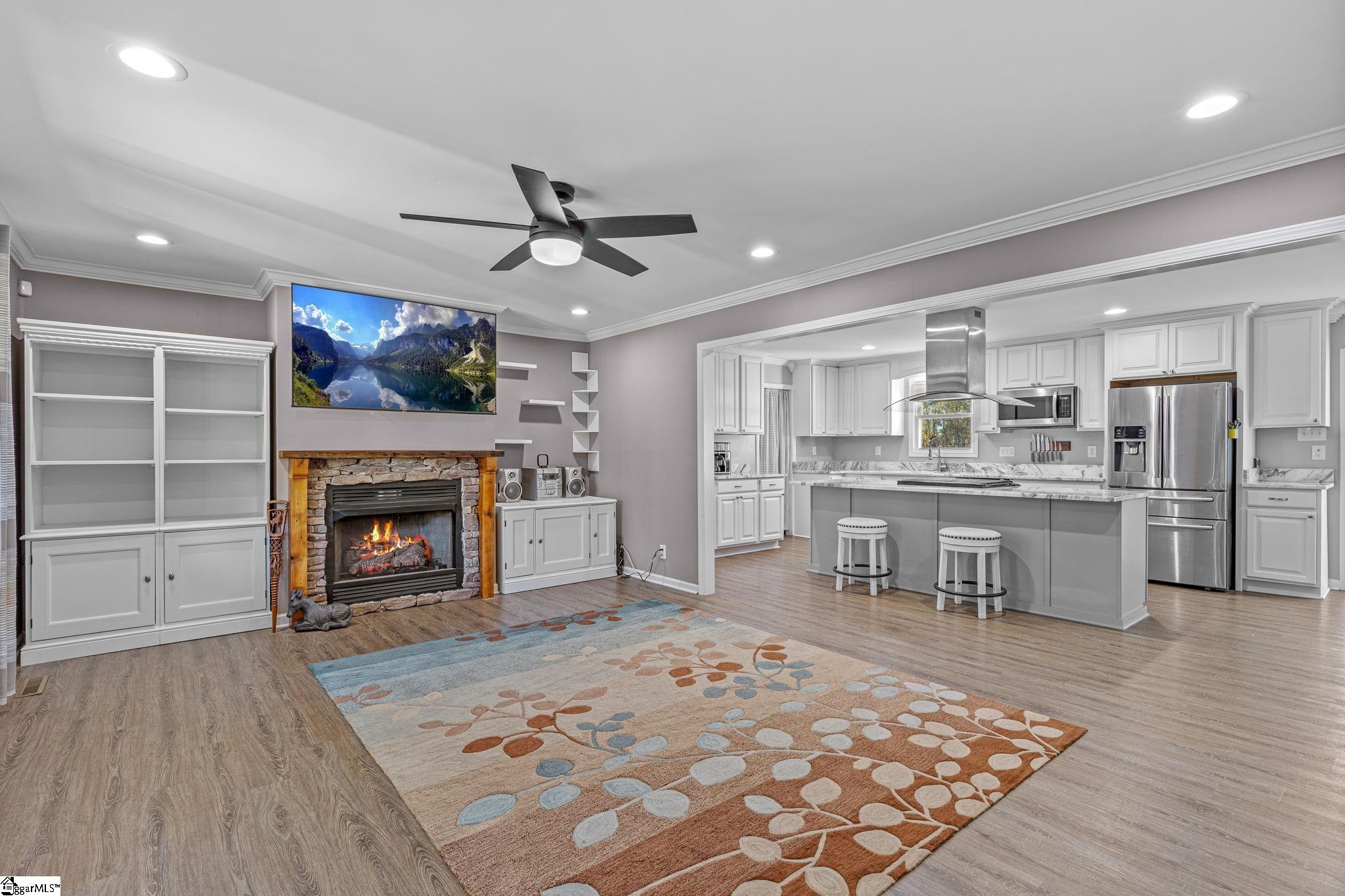 232 Strawberry Road Anderson, SC 29626 - Photo 7 of 40