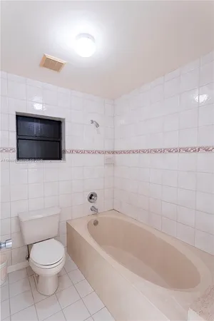 $2,300 | 2700 North Seacrest Boulevard, Boynton Beach, FL 33435