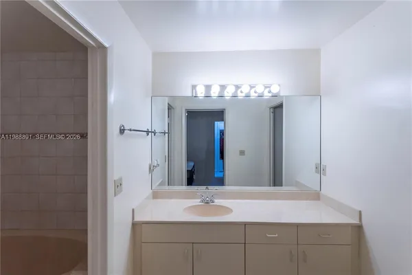 $2,300 | 2700 North Seacrest Boulevard, Boynton Beach, FL 33435