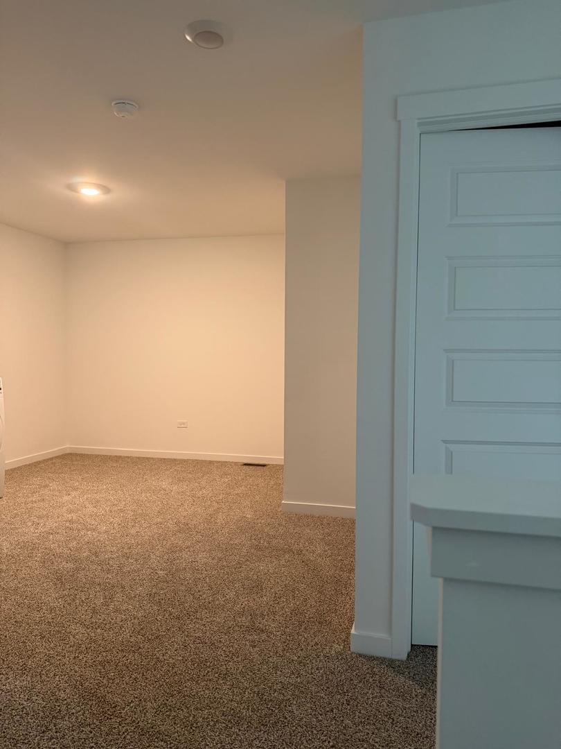 2257 Riesling Road Oswego, IL 60543 - Photo 9 of 14 Gallery Image 9