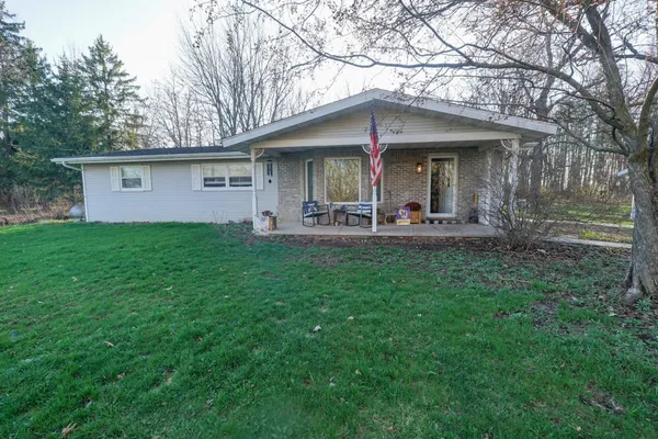 $289,900 | W4986 Highway 10, Menasha, WI 54952