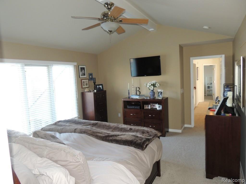 648 Appoline Court Rochester, MI 48307 - Photo 28 of 45 DSCN1535.jpg