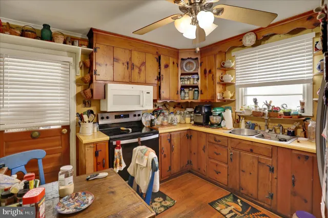 $375,000 | 6221 Perkiomen Avenue, Birdsboro, PA 19508