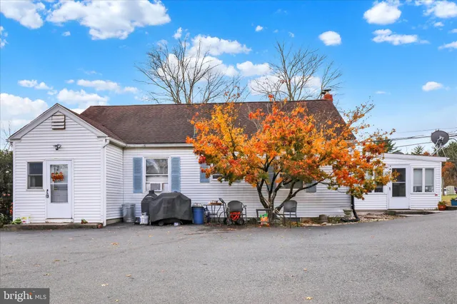 $375,000 | 6221 Perkiomen Avenue, Birdsboro, PA 19508