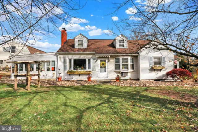 $375,000 | 6221 Perkiomen Avenue, Birdsboro, PA 19508