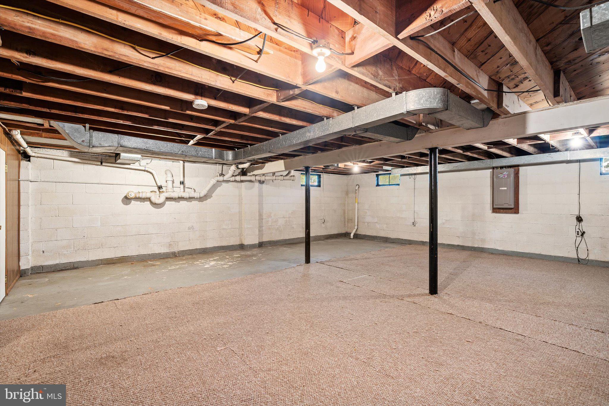 12 Fox Lane Hamilton, NJ 08620 - Photo 25 of 26 a view of a garage