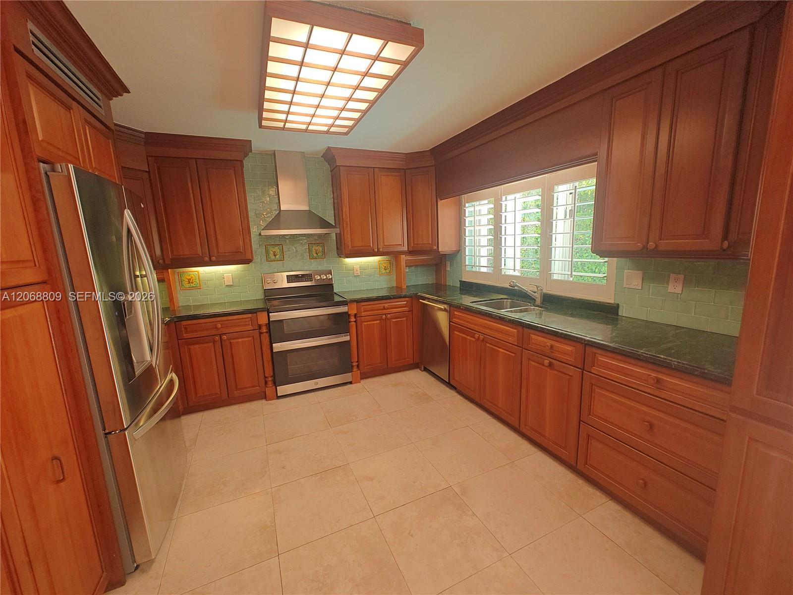 710 Allendale Road, Unit 710 Key Biscayne, FL 33149 - Photo 18 of 81 Gallery Image 18