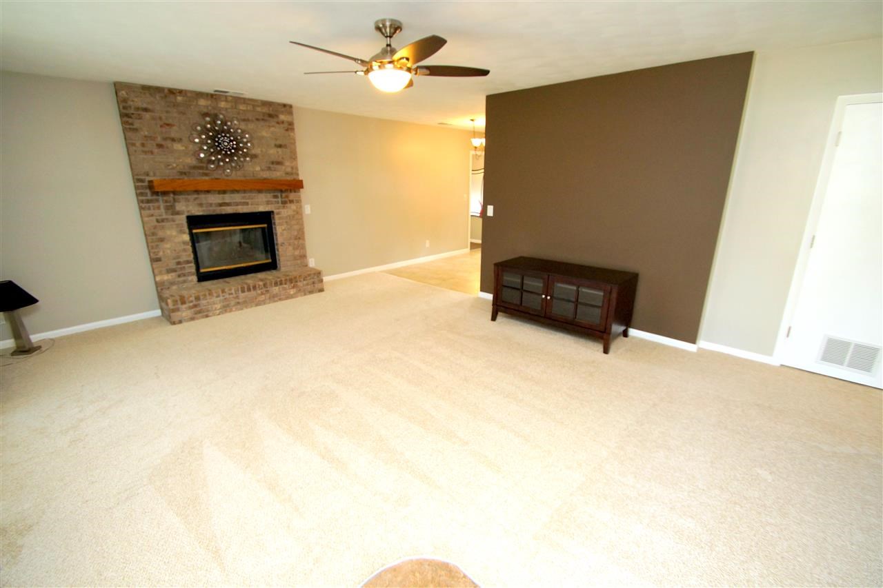 3205 Spring Street Davenport, IA 52807 - Photo 12 of 24 Gallery Image 12