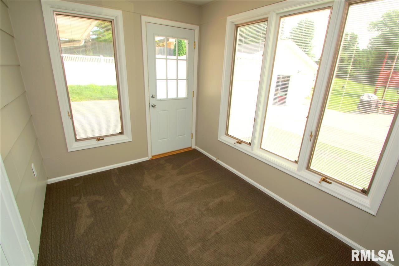 3205 Spring Street Davenport, IA 52807 - Photo 16 of 24 Gallery Image 16